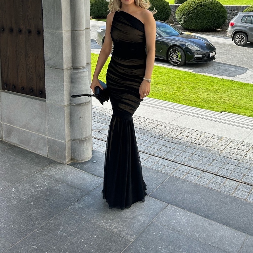 Norma Kamali black fishtail Diana dress formal gown